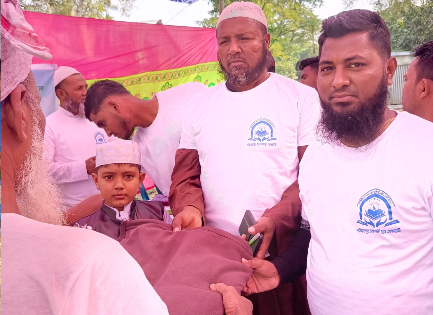 শীতবস্ত্র বিতরণ